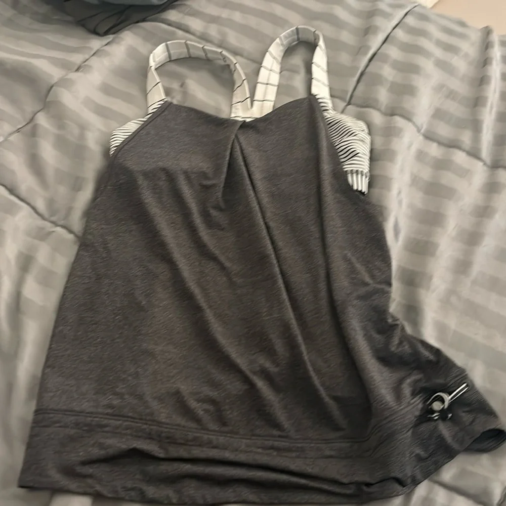 Lululemon Tank - Picture 1 of 2